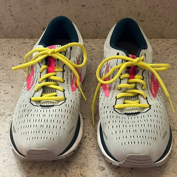 Brooks Ghost 13 Running Walking Gray/Pink Sneaker Women’s Size 11.5 Medium GUC - Picture 2 of 6